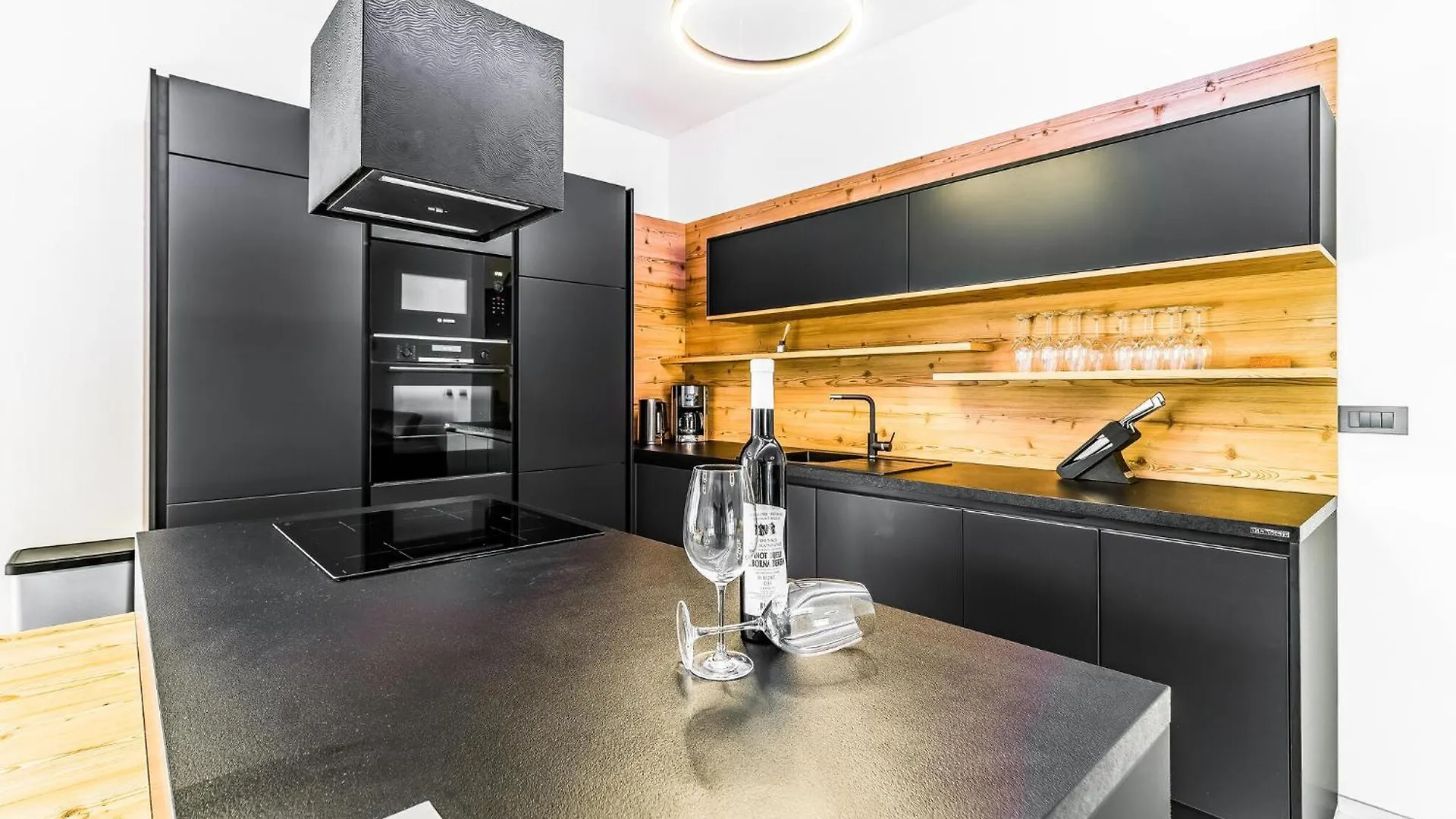 4 Bedroom Awesome Home In Fazana 0*,