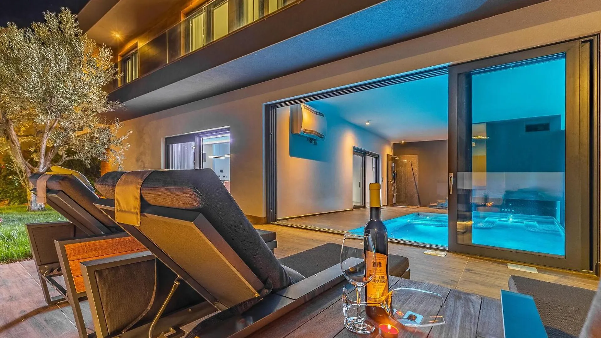 Holiday home 4 Bedroom Awesome Home In Fazana